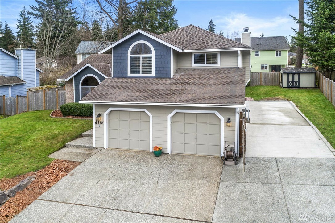 Property Photo:  6516 146th St SE  WA 98296 