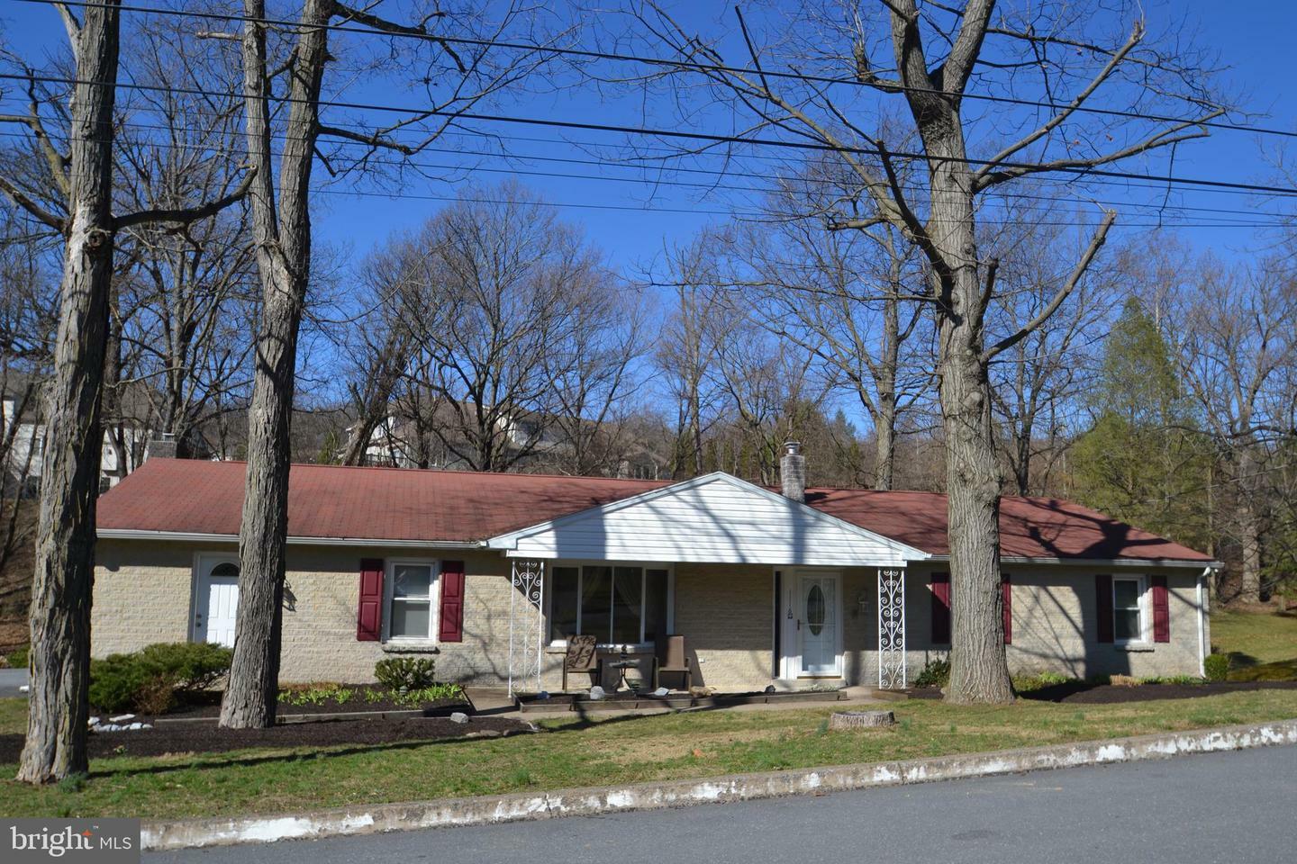 Property Photo: 1116 Eric Drive PA 17110