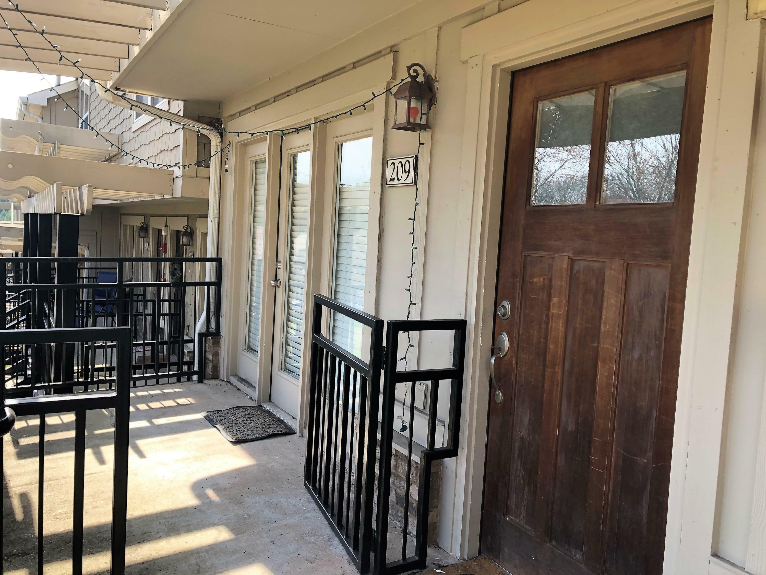 3950 Cherokee Woods Way 209  Knoxville TN 37920 photo
