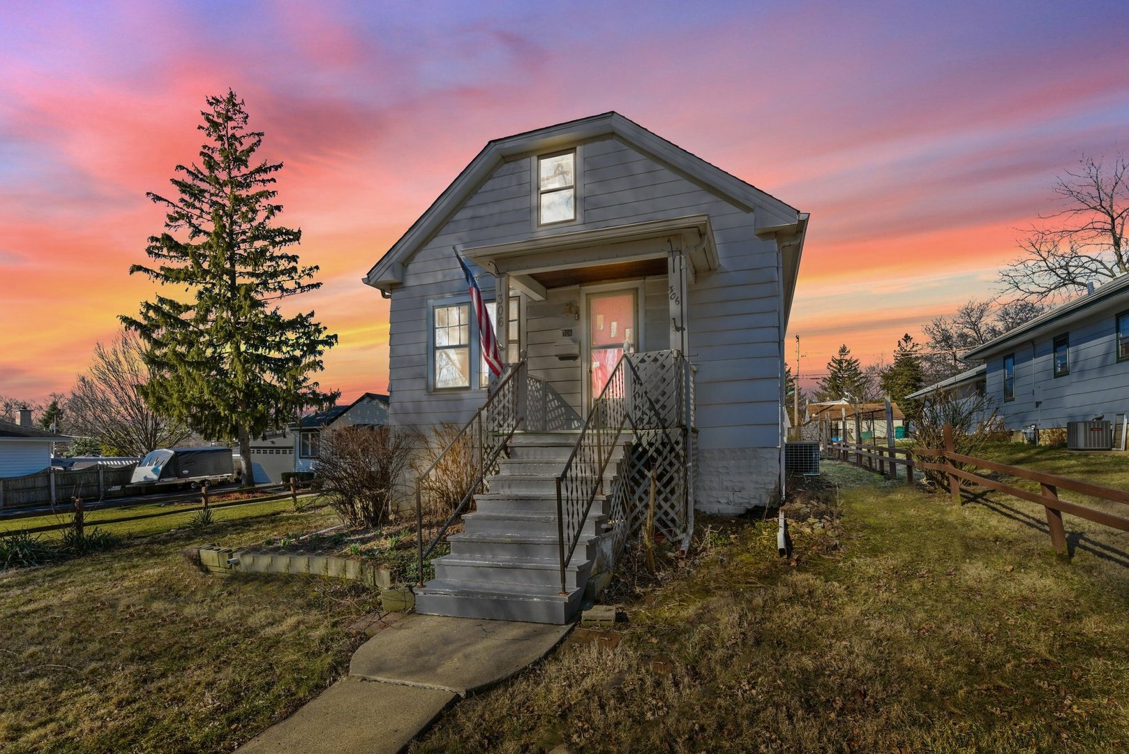 Property Photo:  306 South Washington Street  IL 60559 