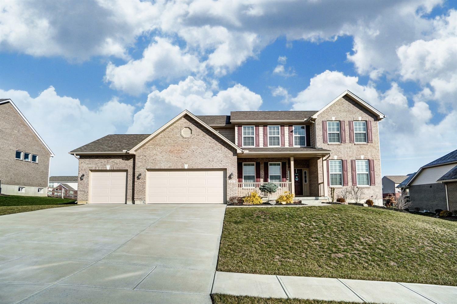 Property Photo: 4762 Osprey Pointe Dr OH 45011