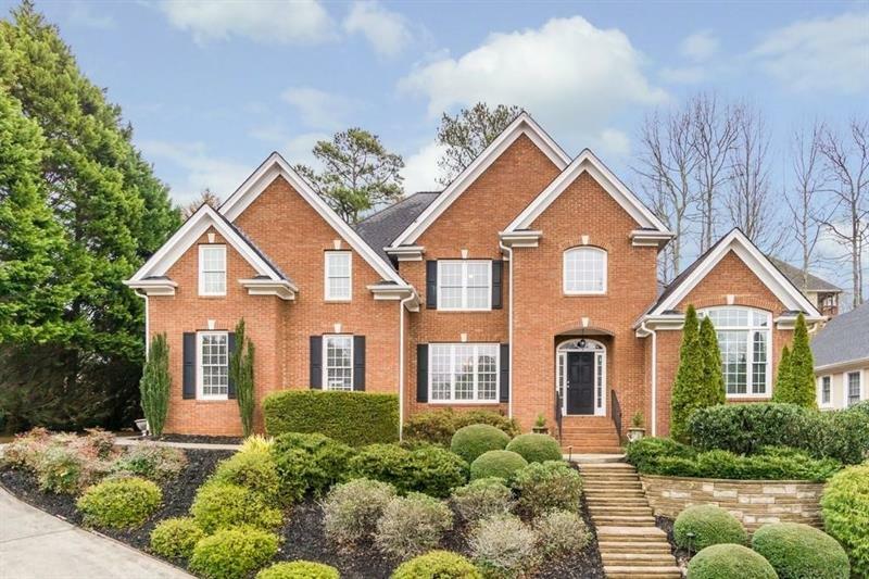 Property Photo: 425 Wilde Green Drive GA 30075