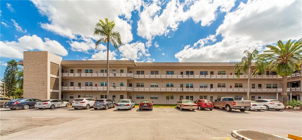 Property Photo:  5530 80th St N B201  FL 33709 