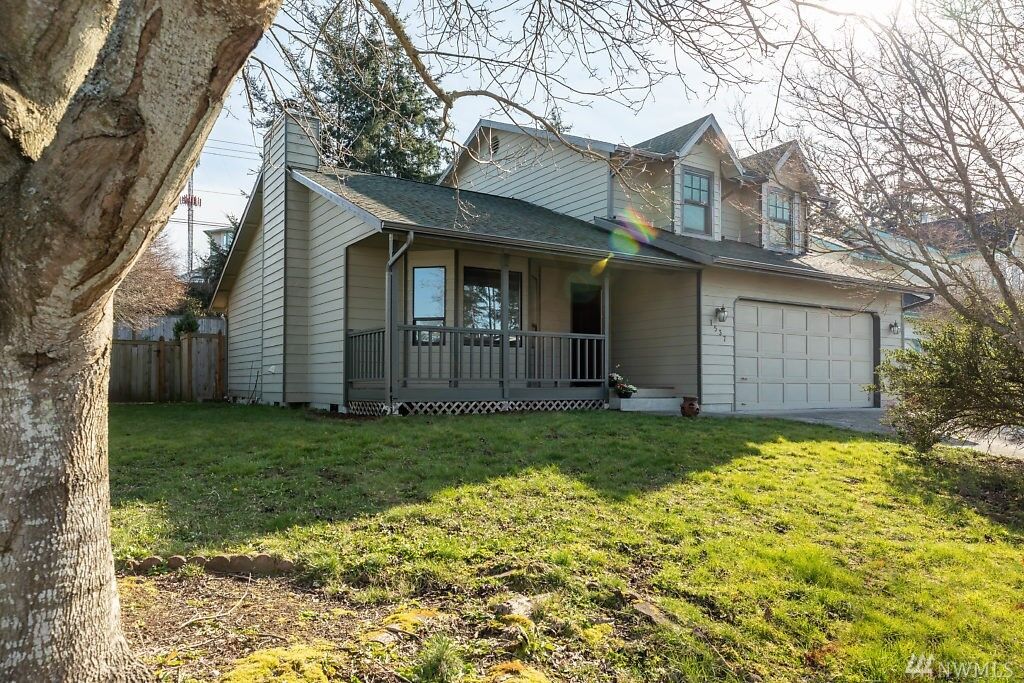 Property Photo:  1537 NW Outrigger Loop  WA 98277 