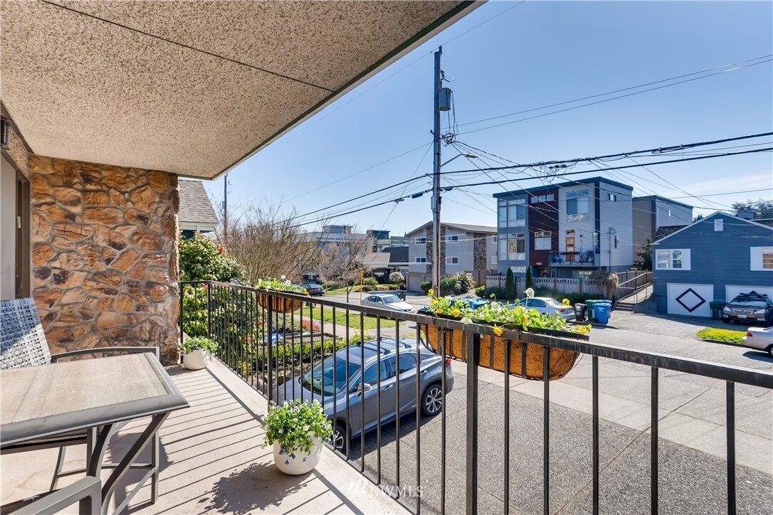 Property Photo: 1536 NW 63rd Street 2 WA 98107