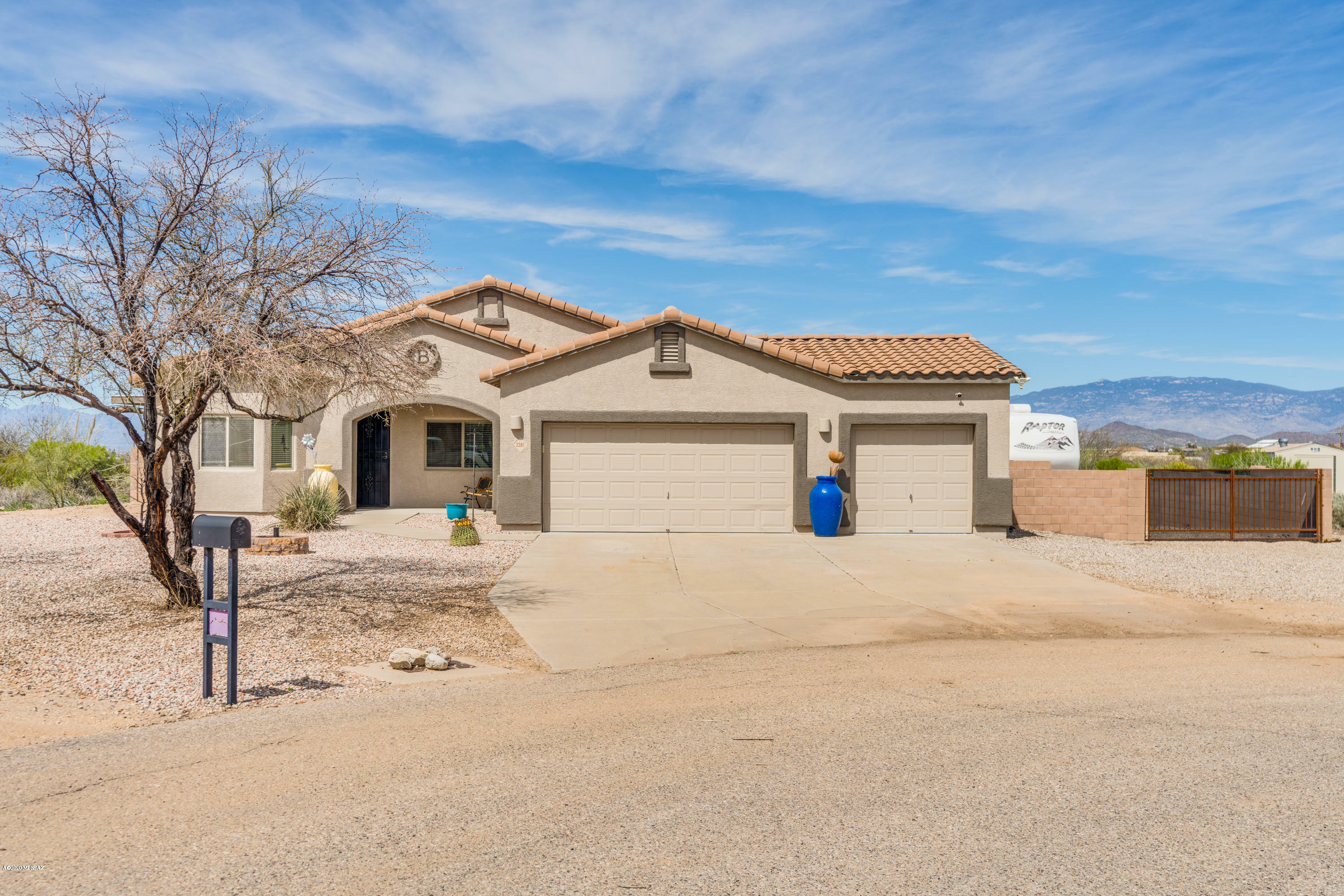 Property Photo:  3381 E Slippery Rock Drive  AZ 85641 