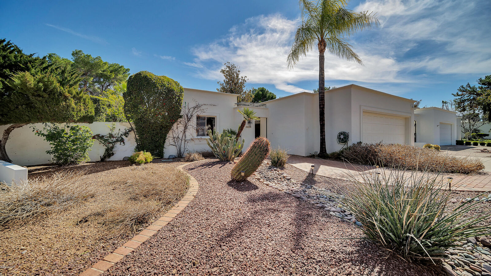 Property Photo: 6638 E Villa Dorado Drive AZ 85715