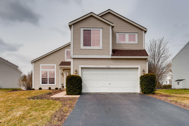 Property Photo: 515 Rosebush Lane IL 60543