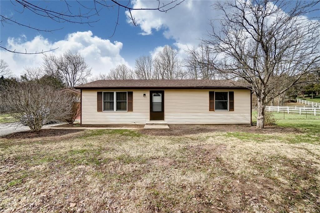 Property Photo: 9797 Germantown Middletown Pike OH 45327