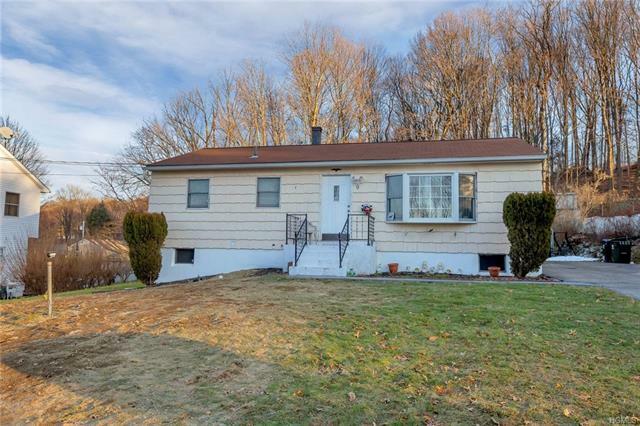 Property Photo:  9 Duelk Avenue  NY 10950 