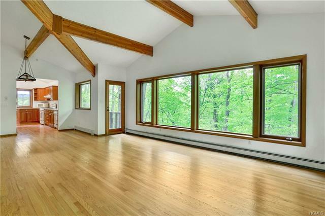 Property Photo:  118 Edgewood Road  NY 10562 