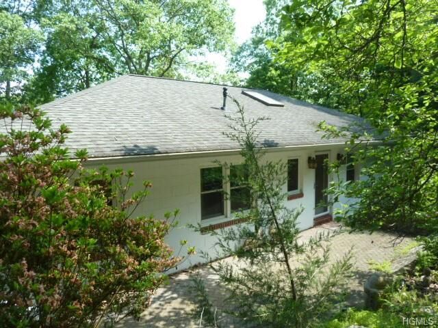 Property Photo:  104 Blueberry Hill  NY 10925 