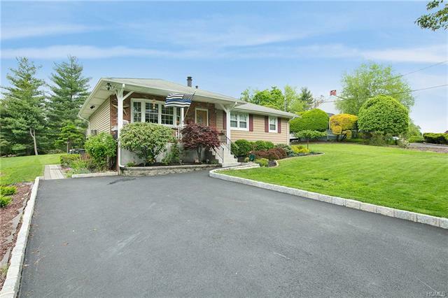 Property Photo:  3 Franklin Drive  NY 10980 