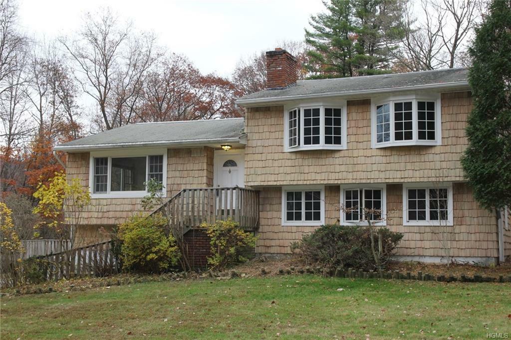 Property Photo:  212 Old Albany Post Road  NY 10524 