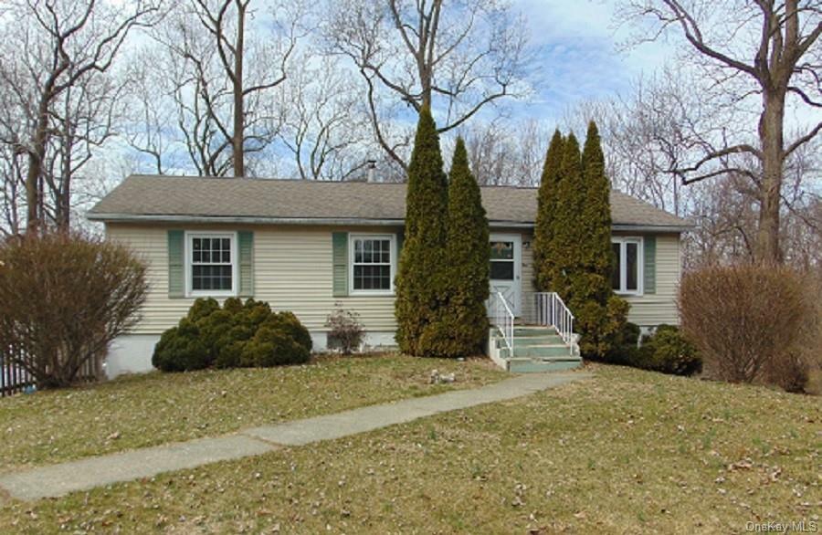 10 Colleen Lane  Wallkill NY 12589 photo