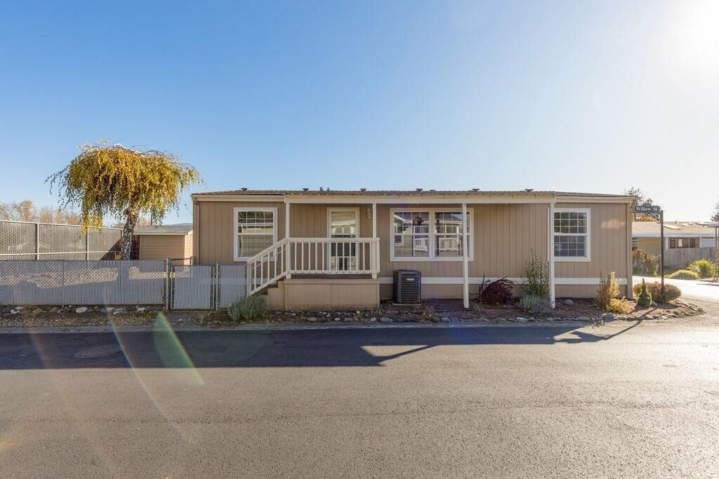 Property Photo:  3555 S Pacific Highway 168  OR 97501 