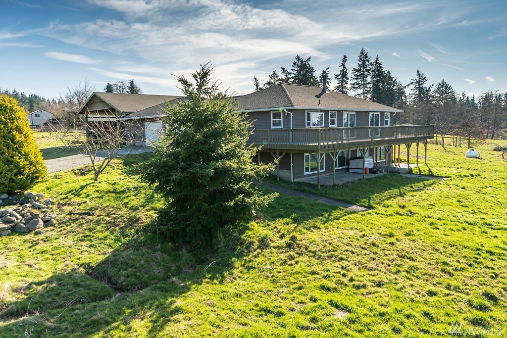 Property Photo:  4603 East Harbor Rd  WA 98249 