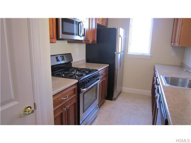 Property Photo:  418 Tondo Circle  NY 10926 