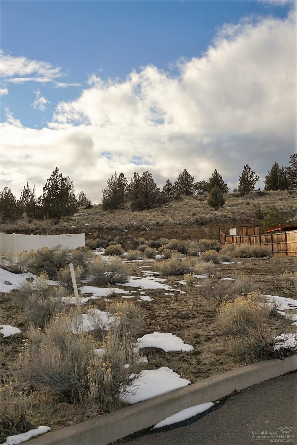 Property Photo:  22 Sunnyside Drive  OR 97741 