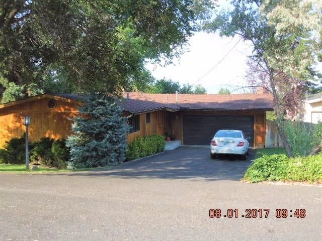 Property Photo: 1824 Carlson Drive OR 97603