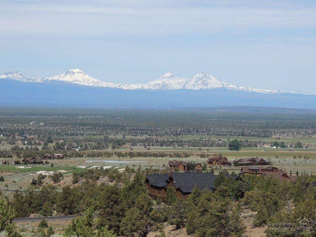 Property Photo:  15244 SW Hat Rock Loop  OR 97753 