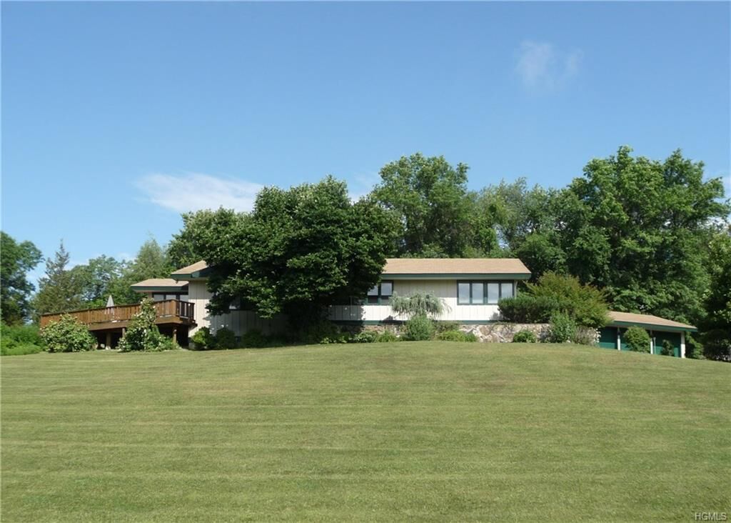 Property Photo:  206 Hoslers Road  NY 10998 