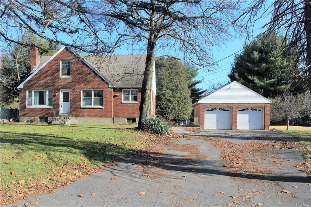 Property Photo:  398 Old Post Road  NY 12542 