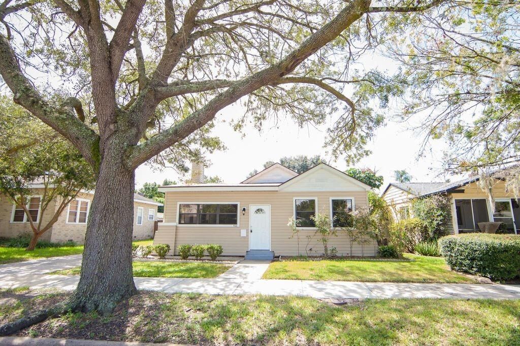 Property Photo:  922 W Princeton Street  FL 32804 