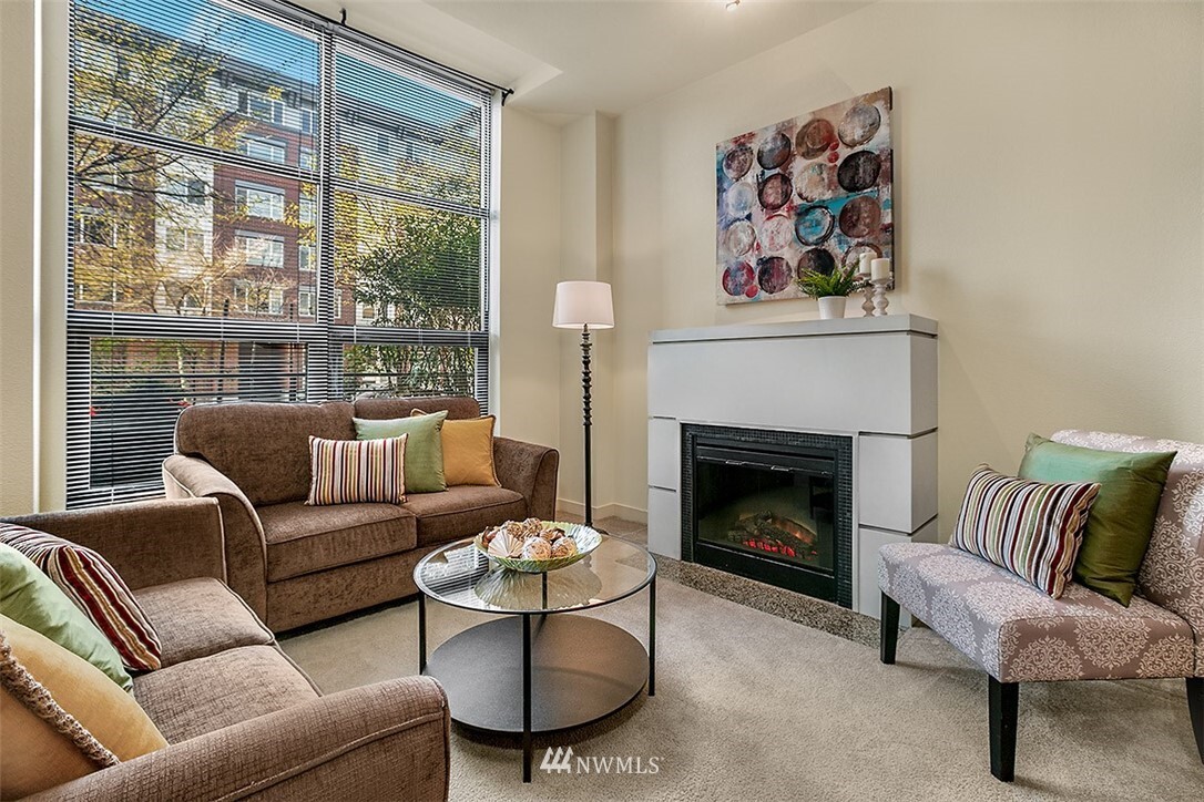 Property Photo:  5440  Leary Avenue NW 106  WA 98107 