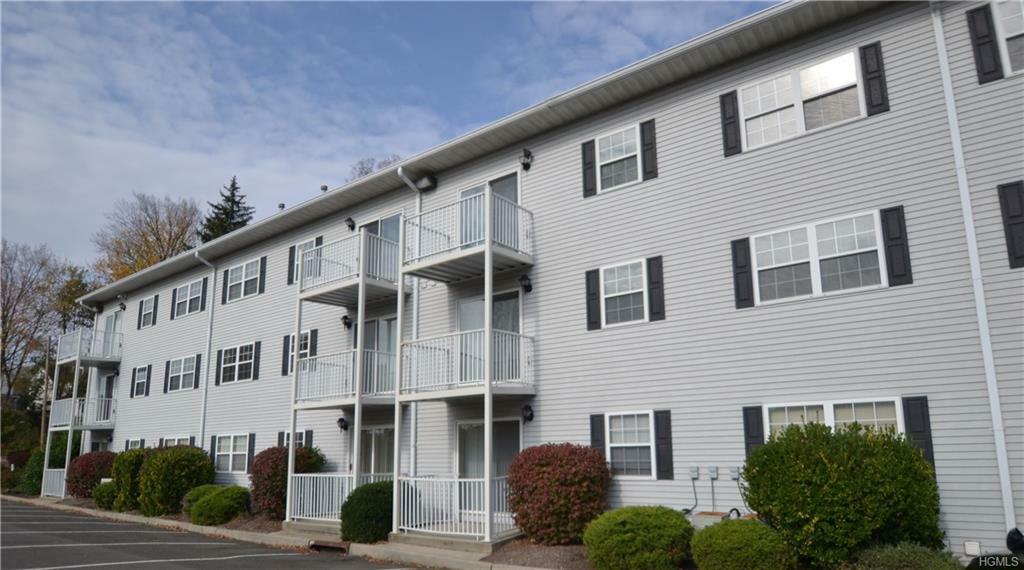 Property Photo: 10-12 Chestnut Street 307 NY 10901