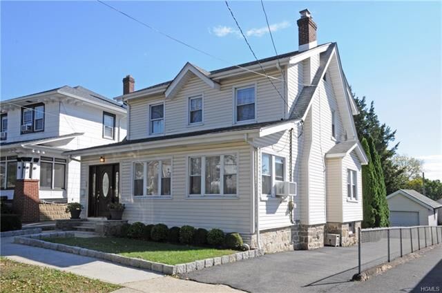 38 Seminary Avenue  Yonkers NY 10704 photo