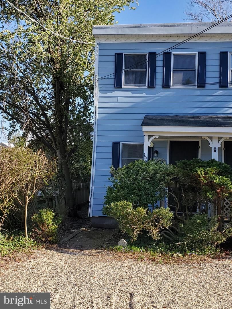 Property Photo:  106 Tilghman Street  MD 21654