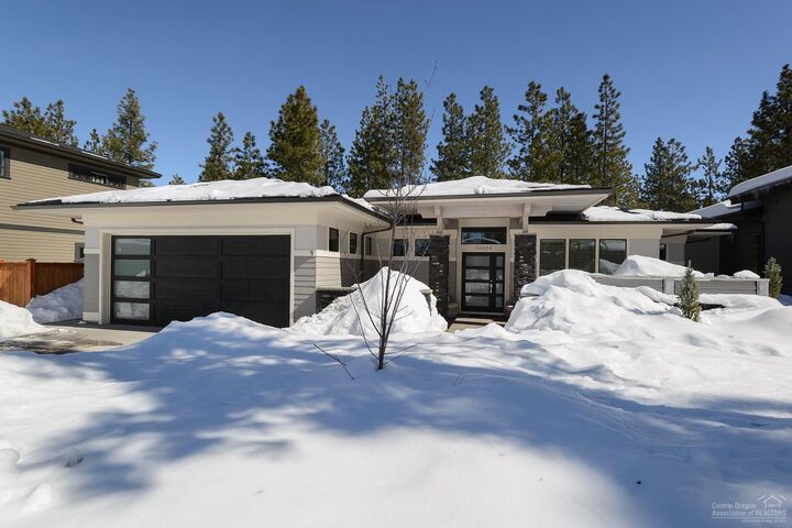 62654 NW Mt. Thielsen Drive  Bend OR 97703 photo