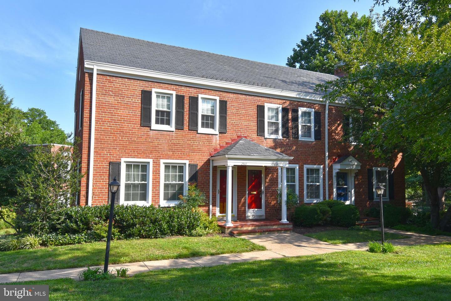 Property Photo:  2915 S Columbus Street  VA 22206 