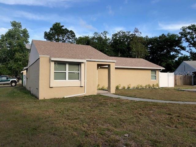 Property Photo:  16007 Ranchita Court  FL 33618 