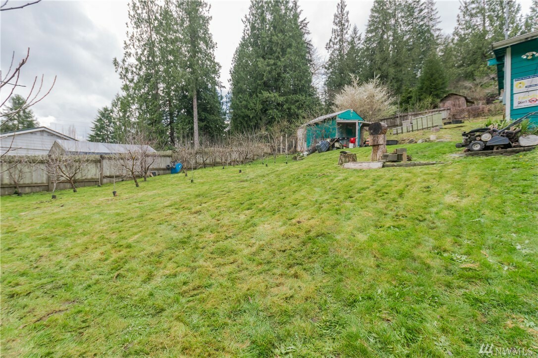 Property Photo:  10402 241st Ave SE  WA 98272 