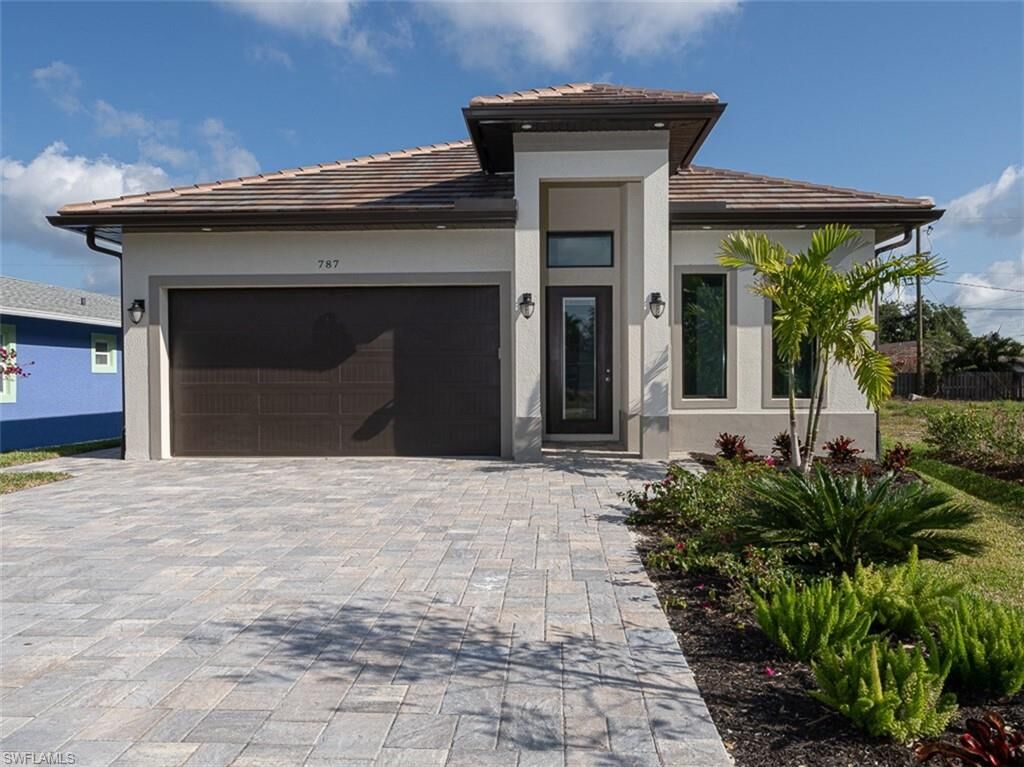 Property Photo:  787 102nd Ave  FL 34108 