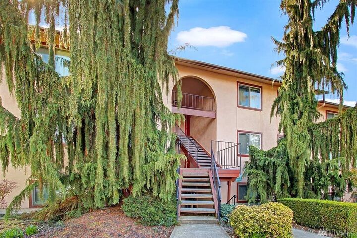 4904  81st Place SW 102  Mukilteo WA 98275 photo