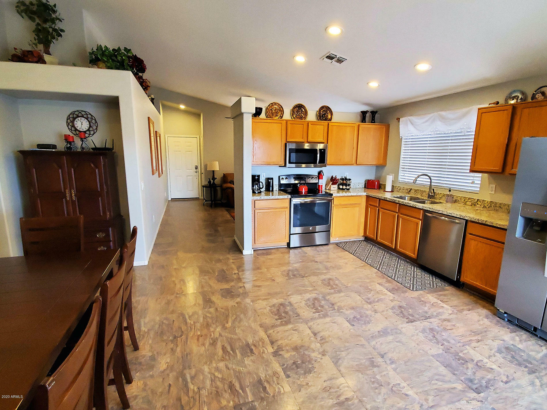 Property Photo:  10525 W Pasadena Avenue  AZ 85307 