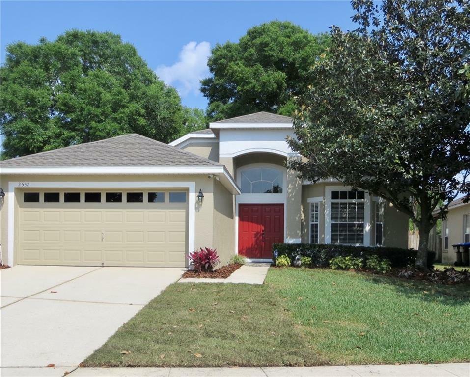Property Photo: 2532 Cimmaron Ash Way FL 32703