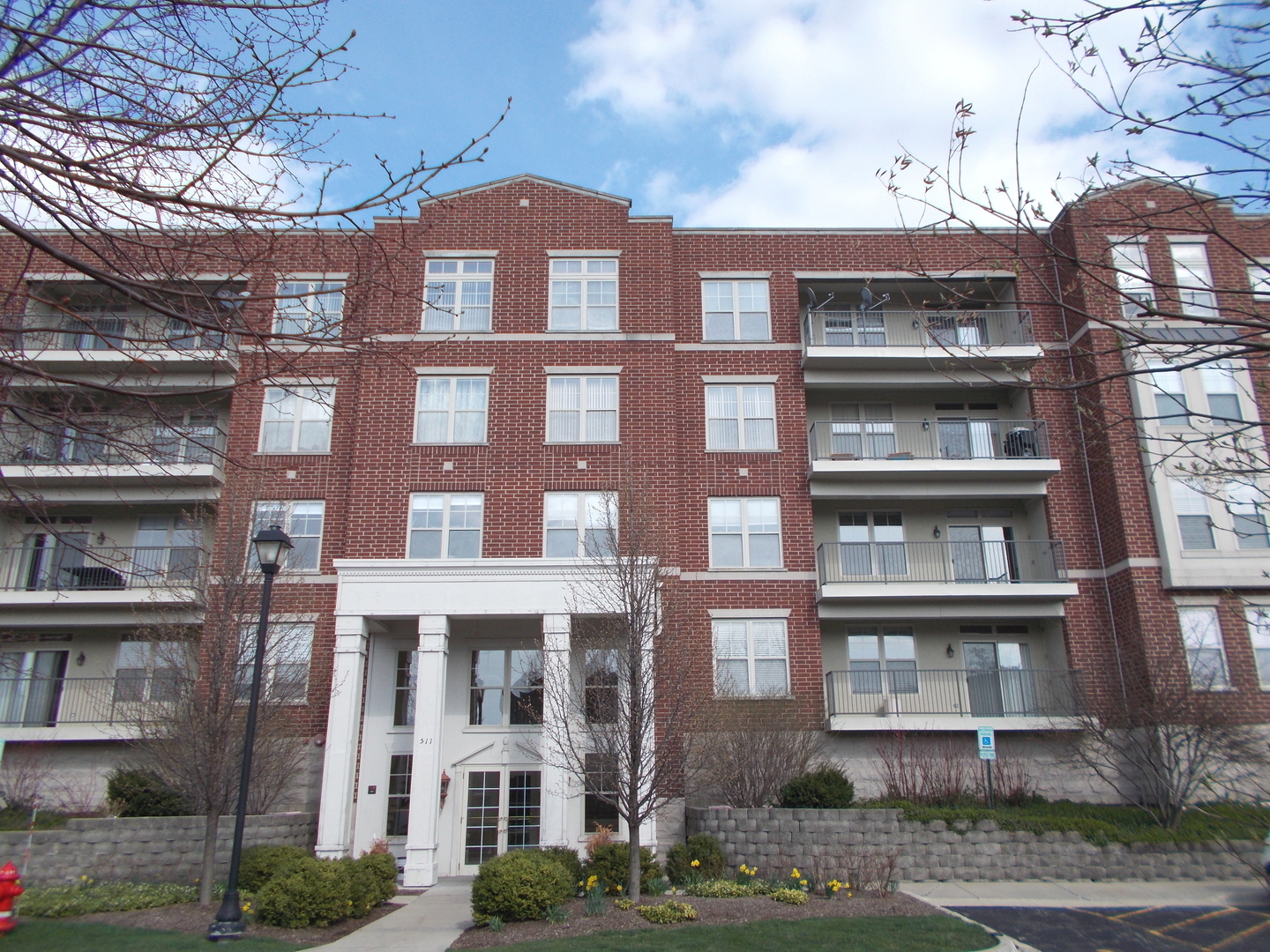 Property Photo: 511 Prestwick Lane 308 IL 60090