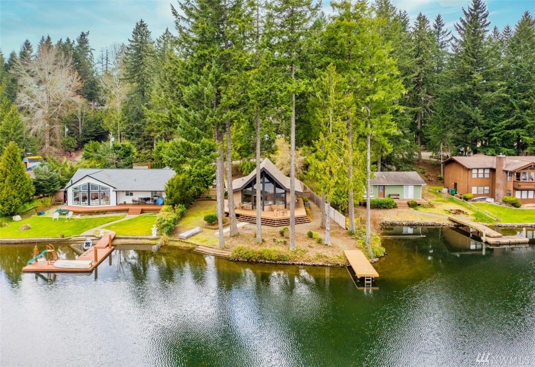 Property Photo:  303  Tahuyeh Place W  WA 98312 