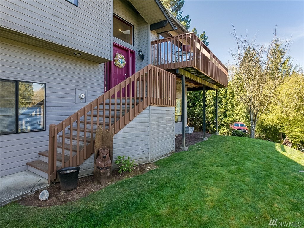 Property Photo:  141 W Canyon View Dr  WA 98632 