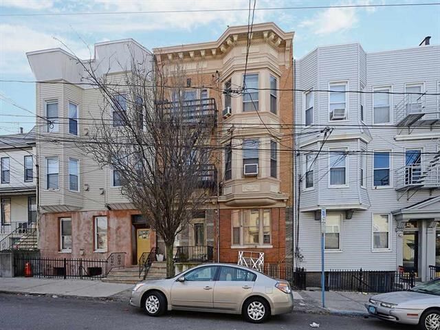 Property Photo: 27 Thorne St 3 NJ 07307