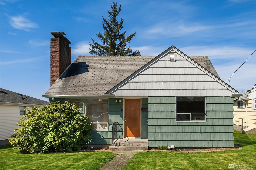 Property Photo:  6514 S Park Ave  WA 98408 