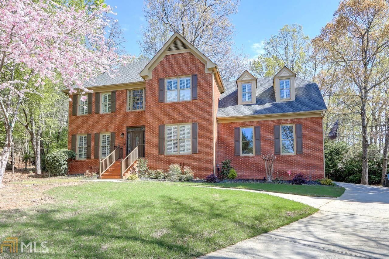 Property Photo: 5060 Mallory Ct GA 30024