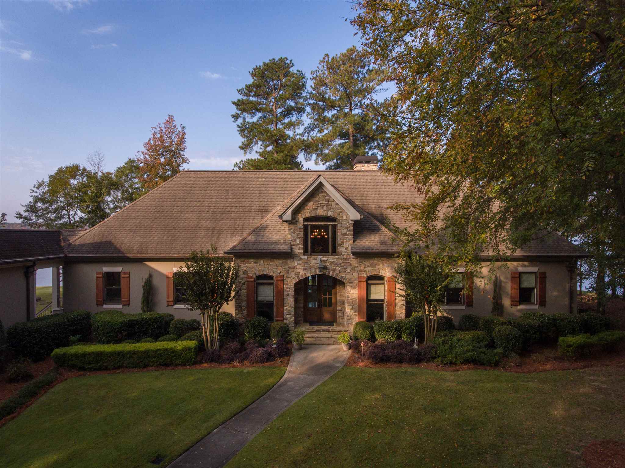 Property Photo: 1150 Big Water Point GA 30642