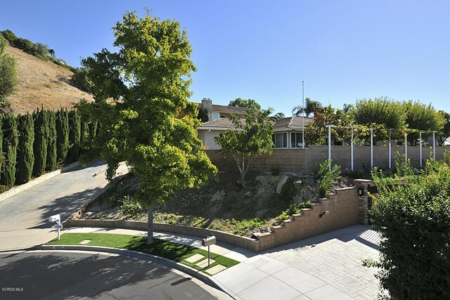 Property Photo:  2380 Nolan Court  CA 91362 