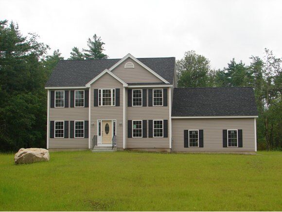 Property Photo:  5 Cameron'S Way  NH 03047 