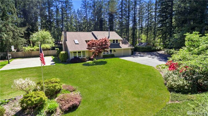 Property Photo: 20105 SE 236th St WA 98038